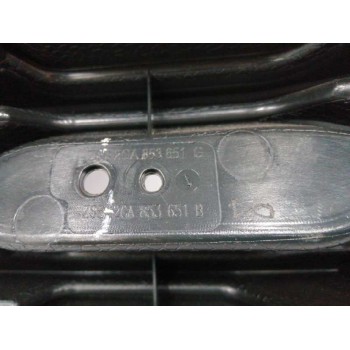Recambio de rejilla delantera para volkswagen t-roc referencia OEM IAM 2GA853651B R-LINE 