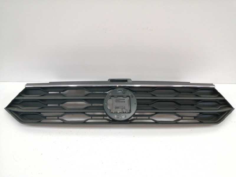 Recambio de rejilla delantera para volkswagen t-roc advance referencia OEM IAM 2GA853651E  