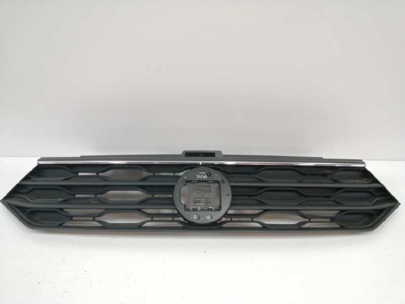 Recambio de rejilla delantera para volkswagen t-roc advance referencia OEM IAM 2GA853651E  