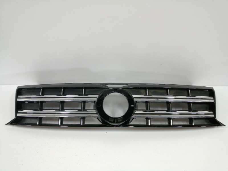 Recambio de rejilla delantera para volkswagen amarok comfortline doublecab 4motion referencia OEM IAM 2H6853651B  