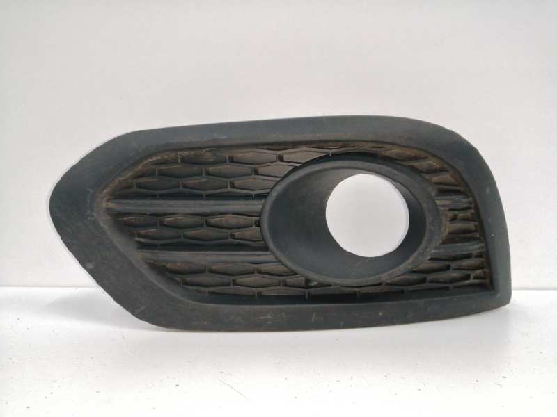 Recambio de rejilla paragolpes izquierda para renault kadjar referencia OEM IAM 261A35422R  