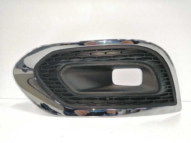 Recambio de rejilla paragolpes izquierda para renault kadjar referencia OEM IAM 261A30096R  