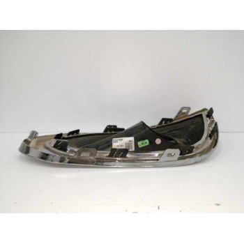 Recambio de rejilla paragolpes izquierda para renault kadjar referencia OEM IAM 261A30096R  