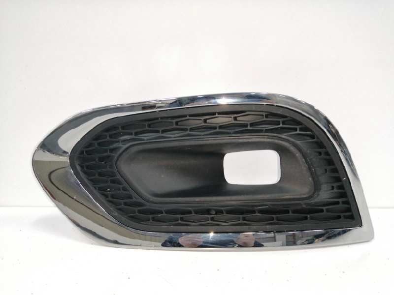 Recambio de rejilla paragolpes izquierda para renault kadjar referencia OEM IAM 261A30096R  