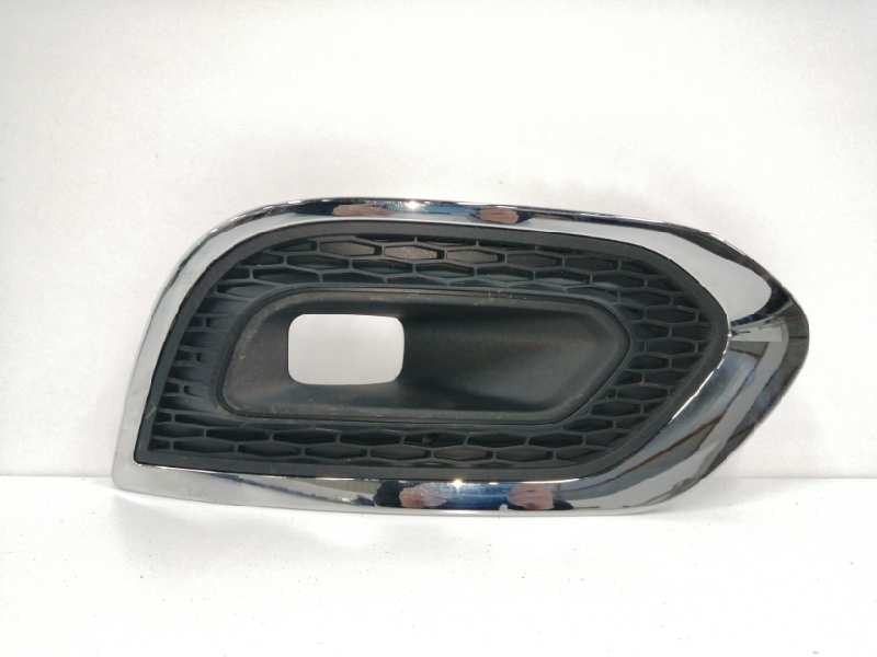 Recambio de rejilla paragolpes derecha para renault kadjar referencia OEM IAM 261A23692R  