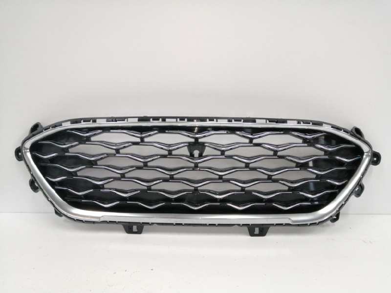 Recambio de rejilla delantera para ford kuga (cbs) referencia OEM IAM LV4B8150U CROMADO 