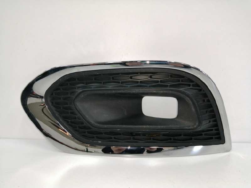 Recambio de rejilla paragolpes izquierda para renault kadjar referencia OEM IAM 261A30096R  