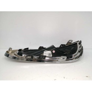Recambio de rejilla paragolpes izquierda para renault kadjar referencia OEM IAM 261A30096R  
