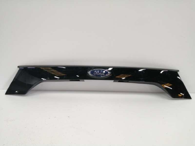 Recambio de moldura para ford kuga (cbs) referencia OEM IAM GJ54S43404A TRASERA PORTON NEGRO