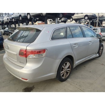 toyota avensis cross sport (t27) del año 2009