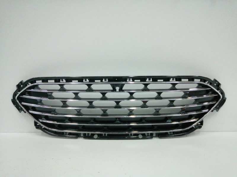 Recambio de rejilla delantera para ford kuga (cbs) referencia OEM IAM LV4B8150D CROMADO 