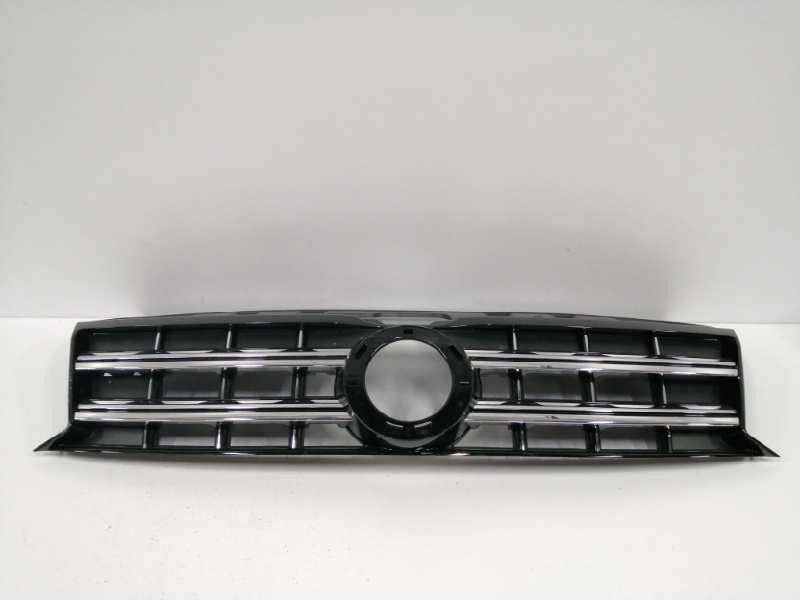 Recambio de rejilla delantera para volkswagen amarok comfortline doublecab 4motion referencia OEM IAM 2H6853651B  