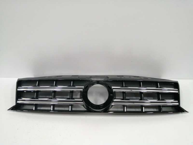 Recambio de rejilla delantera para volkswagen amarok comfortline doublecab 4motion referencia OEM IAM 2H6853651B  