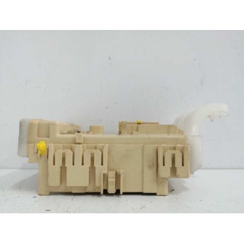 Recambio de caja reles / fusibles para toyota auris touring sports (e18) 1.8 16v cat (híbrido) referencia OEM IAM 63583366 82730