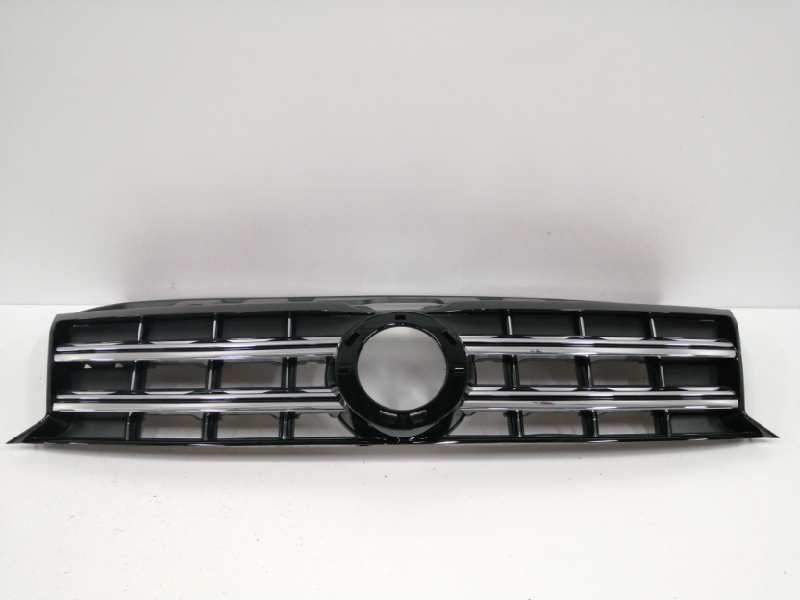 Recambio de rejilla delantera para volkswagen amarok comfortline doublecab 4motion referencia OEM IAM 2H6853651B  