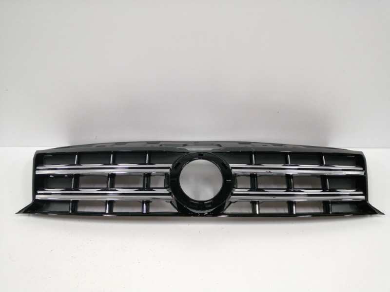 Recambio de rejilla delantera para volkswagen amarok comfortline doublecab 4motion referencia OEM IAM 2H6853651B  