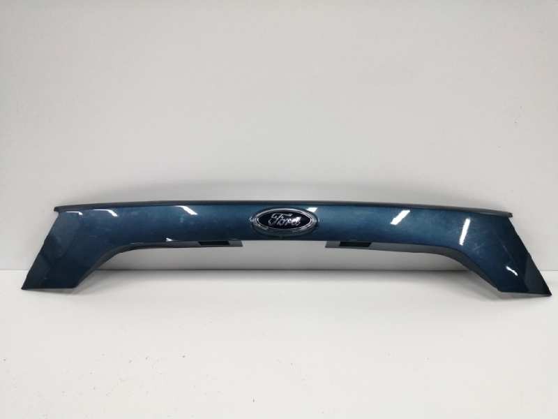 Recambio de moldura para ford kuga (cbs) referencia OEM IAM GJ54S43404A TRASERA PORTON AZUL