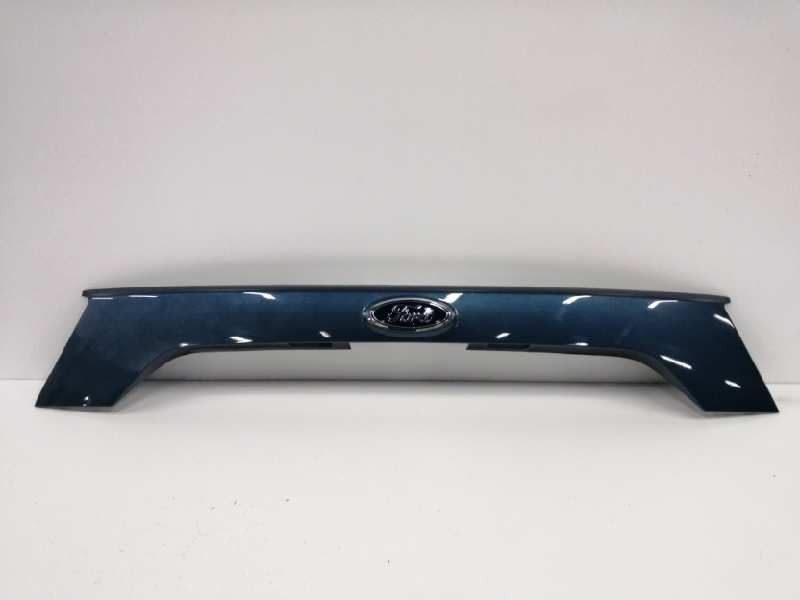 Recambio de moldura para ford kuga (cbs) referencia OEM IAM GJ54S43404A TRASERA PORTON AZUL