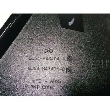 Recambio de moldura para ford kuga (cbs) referencia OEM IAM GJ54S43404A TRASERA PORTON NEGRO