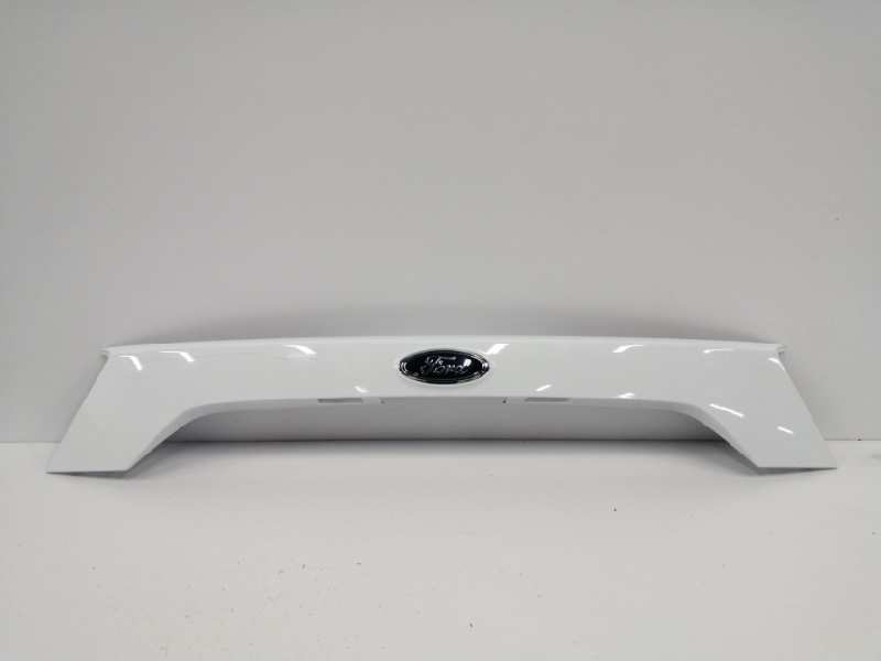 Recambio de moldura para ford kuga (cbs) referencia OEM IAM GJ54S43404A TRASERA PORTON BLANCO