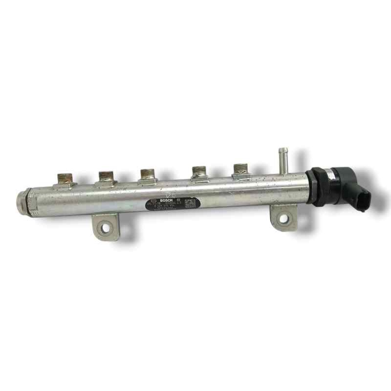 Recambio de rampa inyectora para opel vectra c berlina 1.9 cdti referencia OEM IAM 55200266 0445214056 