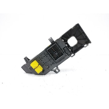 CAJA RELES / FUSIBLES 12798346 518820022 