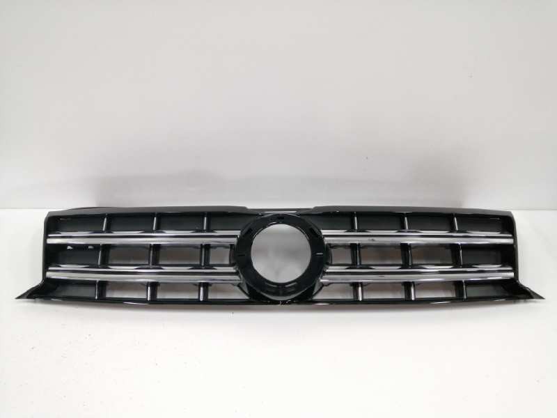 Recambio de rejilla delantera para volkswagen amarok comfortline doublecab 4motion referencia OEM IAM 2H6853651B  