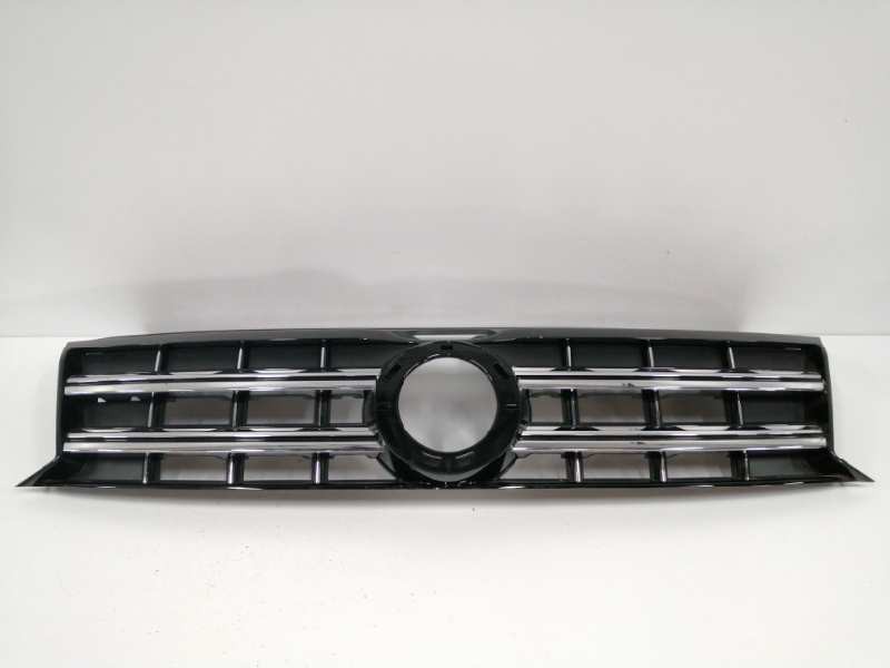 Recambio de rejilla delantera para volkswagen amarok comfortline doublecab 4motion referencia OEM IAM 2H6853651B  