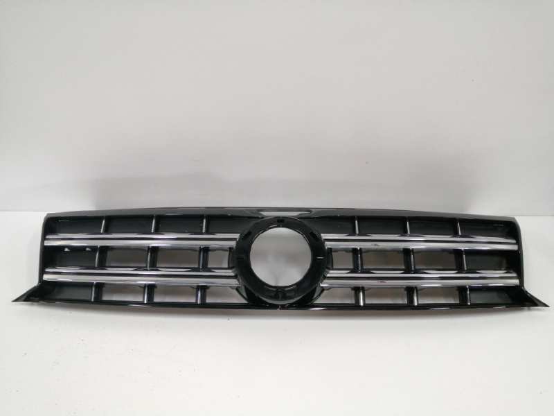 Recambio de rejilla delantera para volkswagen amarok comfortline doublecab 4motion referencia OEM IAM 2H6853651B  