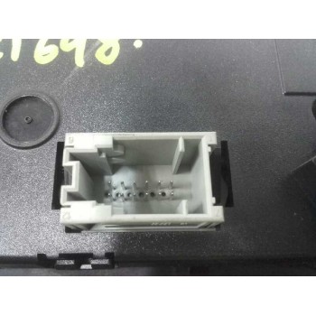 Recambio de mando climatizador para bmw serie 3 berlina (e90) 320d referencia OEM IAM 64119117136  