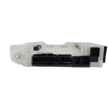 Recambio de caja reles / fusibles para mazda 2 hatchback (kb) 1.5 hybrid (kbac3x) referencia OEM IAM 82730K0110 63589462 