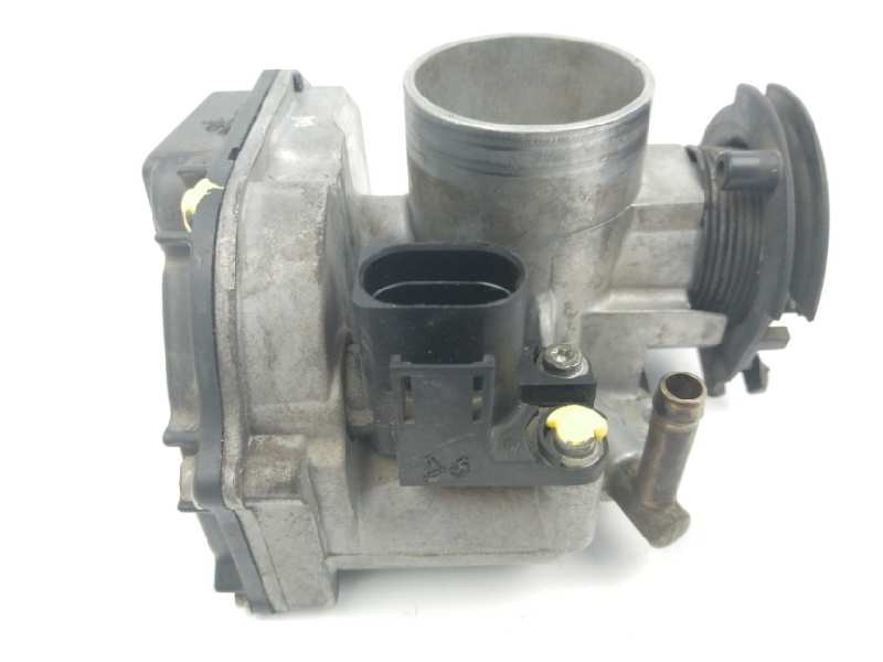 Recambio de caja mariposa para seat cordoba berlina (6k2) 1.4 referencia OEM IAM 030133064F  