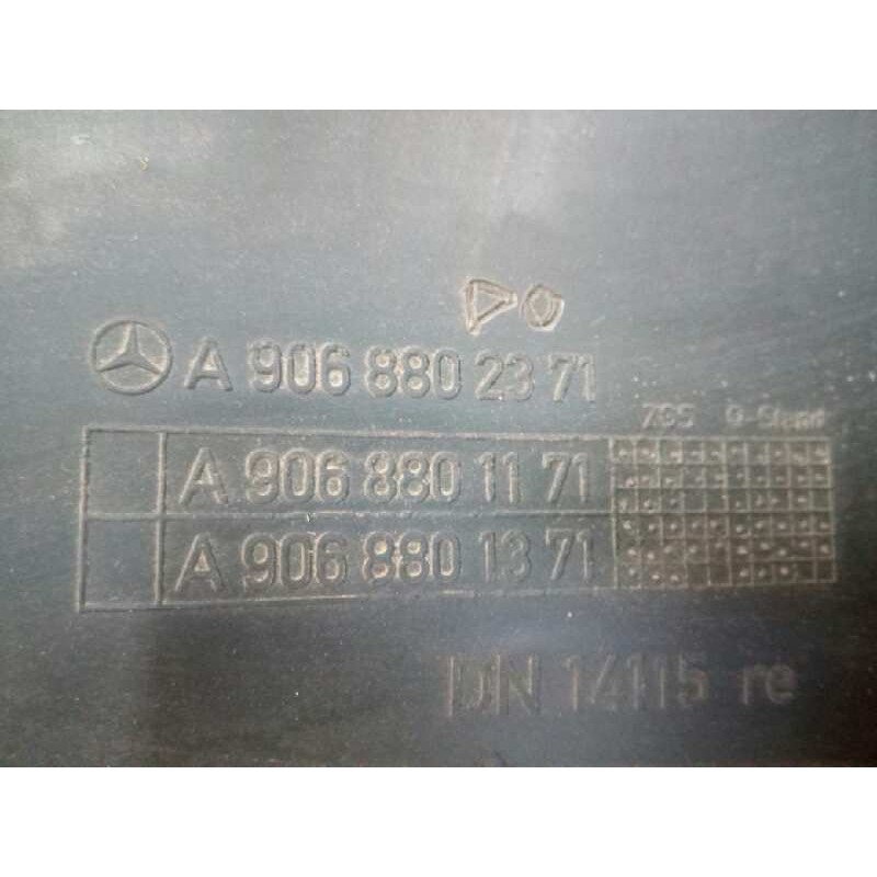 PUNTERA PARAGOLPES TRASERA DERECHA