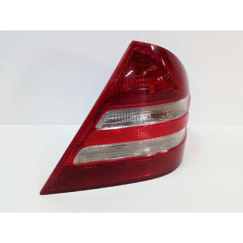 Recambio de piloto trasero derecho para mercedes-benz clase c (w203) berlina 220 cdi (la) (203.008) referencia OEM IAM   