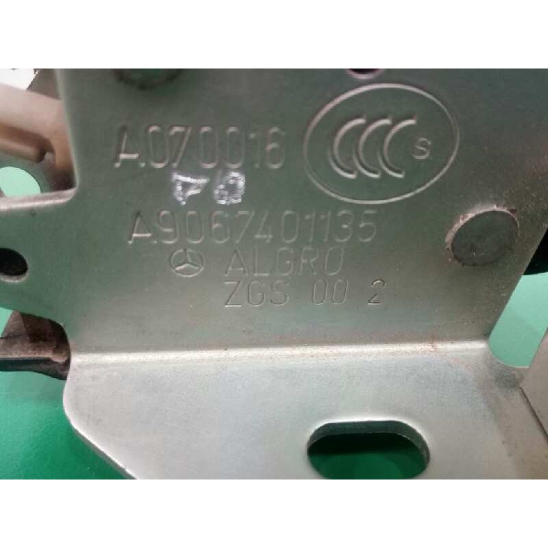 CERRADURA PUERTA TRASERA DERECHA CARGA