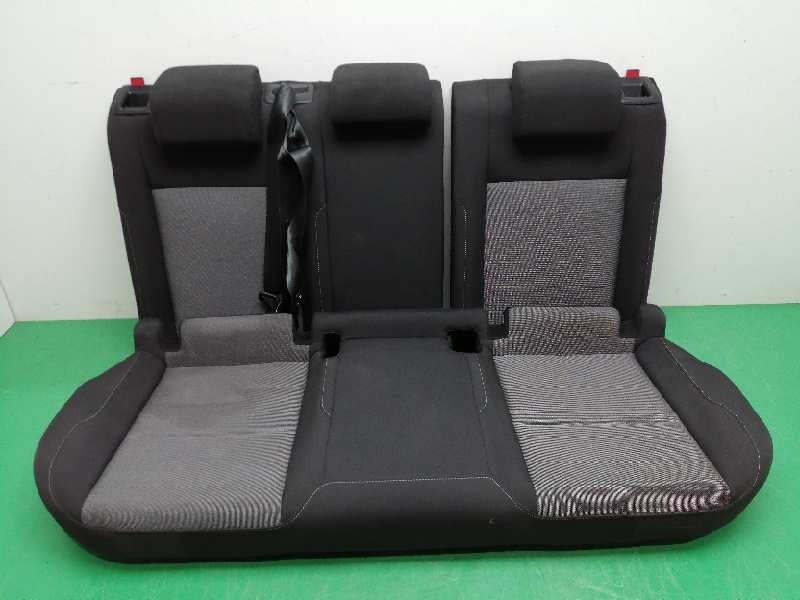 Recambio de asientos traseros para volkswagen golf vii variant (bv5) 1.6 tdi referencia OEM IAM 5Q0885503Q Recambio de asientos traseros para volkswagen golf vii variant (bv5) 1.6 tdi referencia OEM IAM 5Q0885503Q