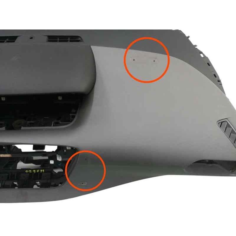 SALPICADERO AGUJEREADO OBSERVAR FOTO