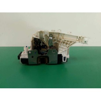 CERRADURA PUERTA DELANTERA IZQUIERDA A9067202135 