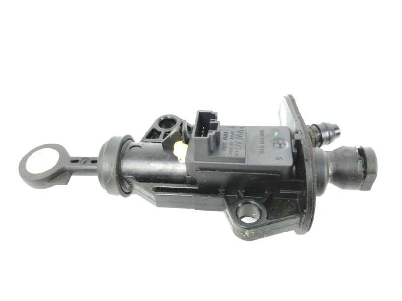 Recambio de bomba embrague para volkswagen golf vii variant (bv5) 1.6 tdi referencia OEM IAM 5Q0721388E  