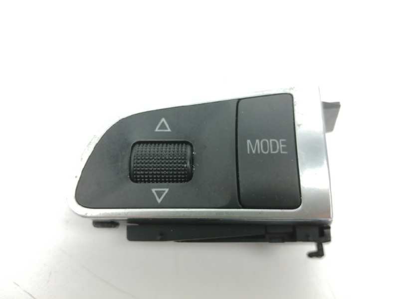 Recambio de mando volante para audi a4 ber. (b8) 2.0 tdi referencia OEM IAM 4E0951527AD LADO IZQUIERDO Recambio de mando volante para audi a4 ber. (b8) 2.0 tdi referencia OEM IAM 4E0951527AD LADO IZQUIERDO