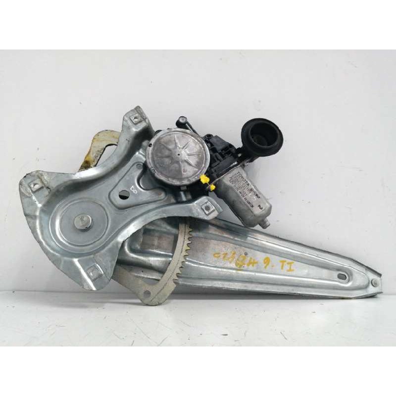 Recambio de elevalunas trasero izquierdo para toyota auris touring sports (e18) 1.8 16v cat (híbrido) referencia OEM IAM 857100D