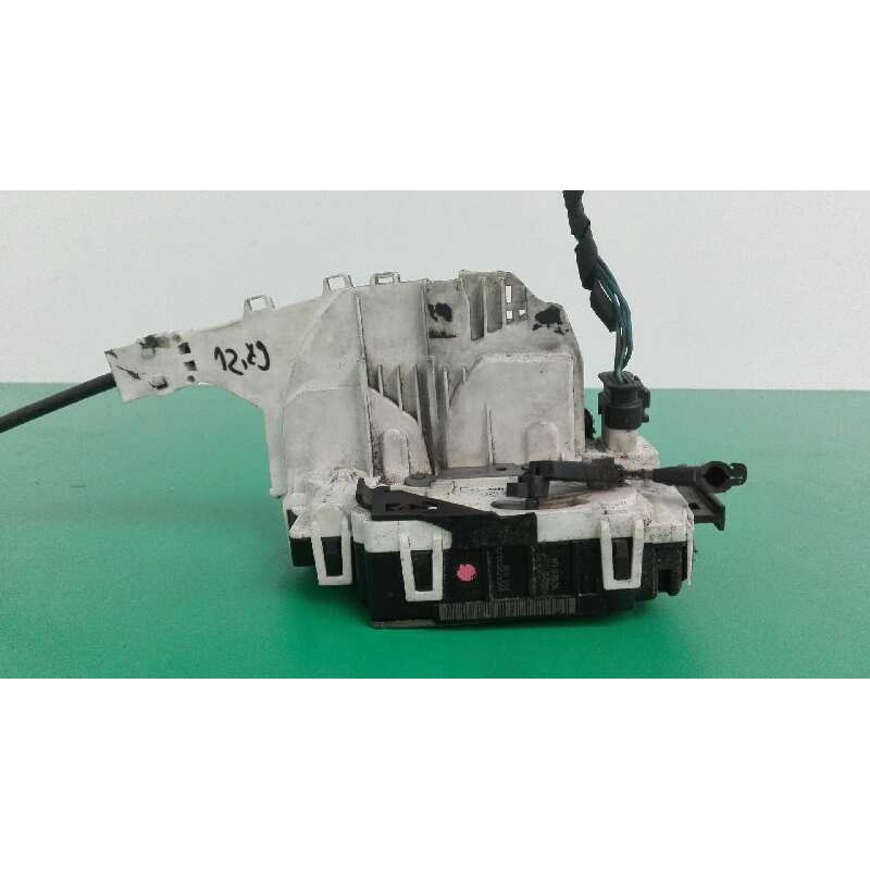 Recambio de cerradura puerta delantera izquierda para volkswagen crafter combi (2e) 2.5 tdi dpf referencia OEM IAM A9067200035  