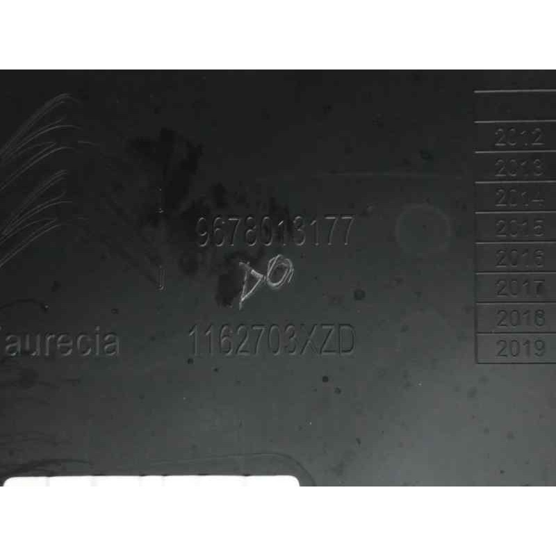 SALPICADERO AGUJEREADO OBSERVAR FOTO