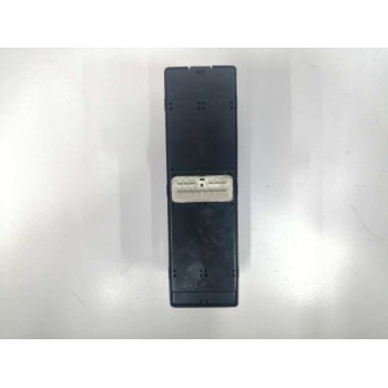 Recambio de mando elevalunas delantero izquierdo para kia cerato 2.0 turbodiesel cat referencia OEM IAM 621W05560  