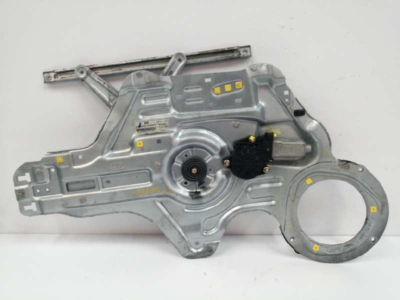 Recambio de elevalunas delantero izquierdo para kia cerato 2.0 turbodiesel cat referencia OEM IAM TIJERA 824702F020 BUSCANDO