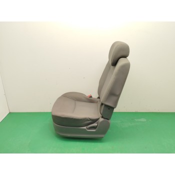 Recambio de asientos trasero izquierdo para ssangyong rodius ii 2.2 xdi referencia OEM IAM   