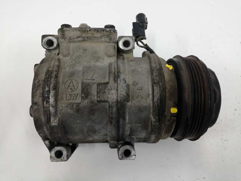 Recambio de compresor aire acondicionado para hyundai h1 travel comfort referencia OEM IAM  325033200 8C3020153