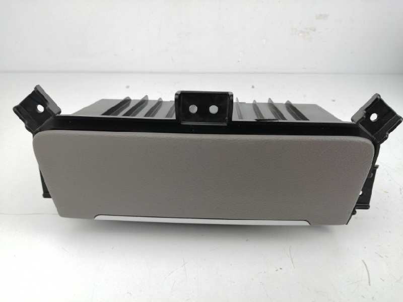 Recambio de consola central para hyundai h350 kasten 2.5 crdi cat referencia OEM IAM 8478059000 POSAVASOS Recambio de consola central para hyundai h350 kasten 2.5 crdi cat referencia OEM IAM 8478059000 POSAVASOS