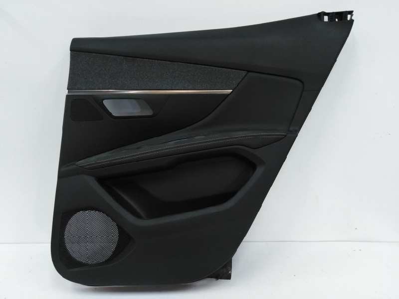 Recambio de guarnecido puerta trasera derecha para peugeot 3008 gt line referencia OEM IAM 98305886BY  