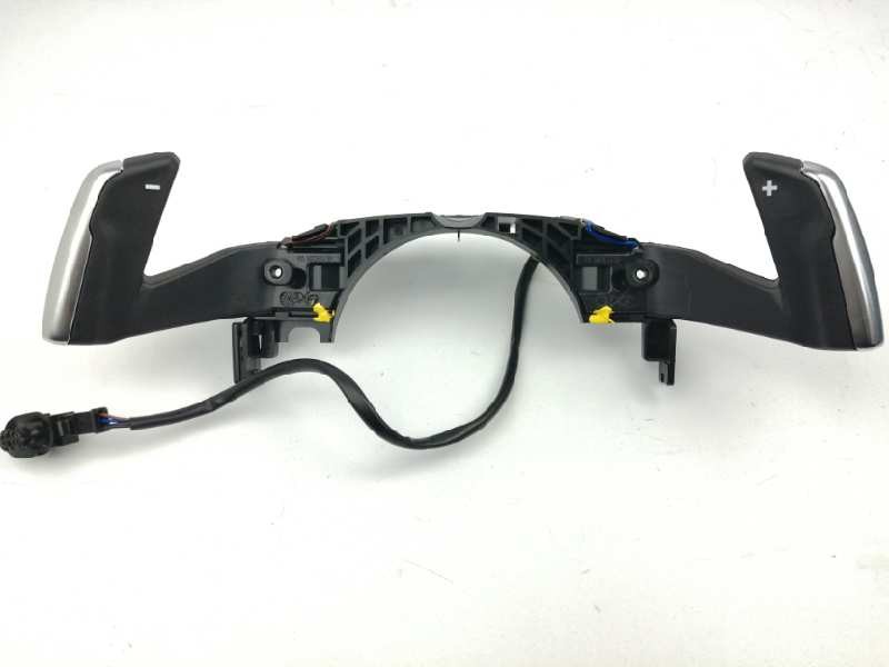 Recambio de mando volante para peugeot 3008 gt line referencia OEM IAM 96756731ZD LEVAS 